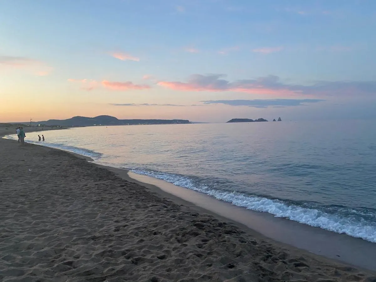 Paraiso Playa De Pals - Reformado Primera Linea De Mar Con Parking Apartment